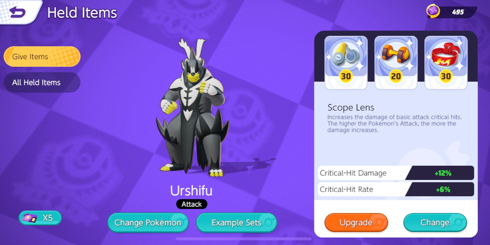 Écran de sélection des objets détenus par Urshifu avec l'objectif de portée, le poids d'attaque et la bande de mise au point choisis