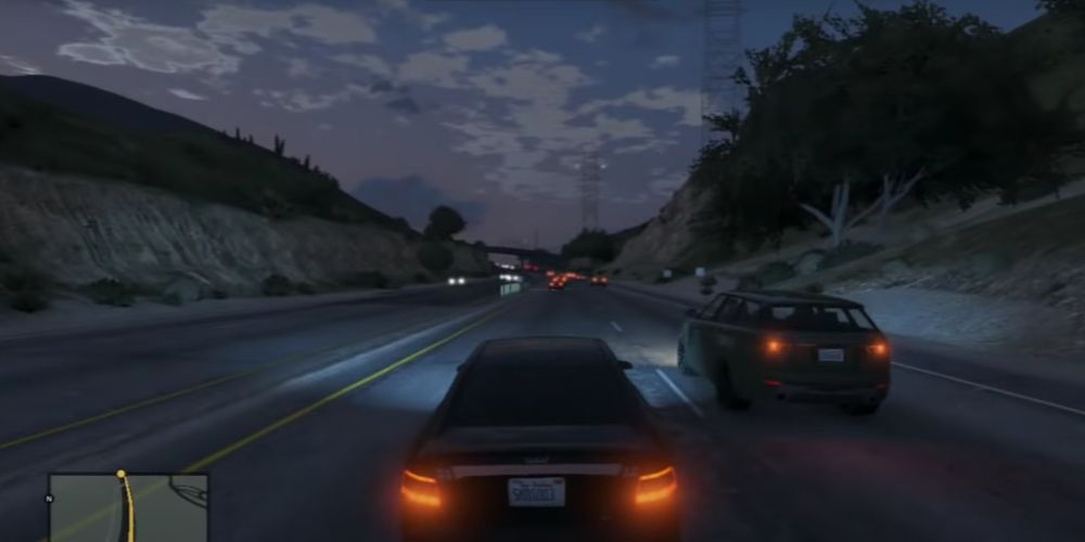 Franklin et Mikey conduisent ensemble la nuit dans GTA V