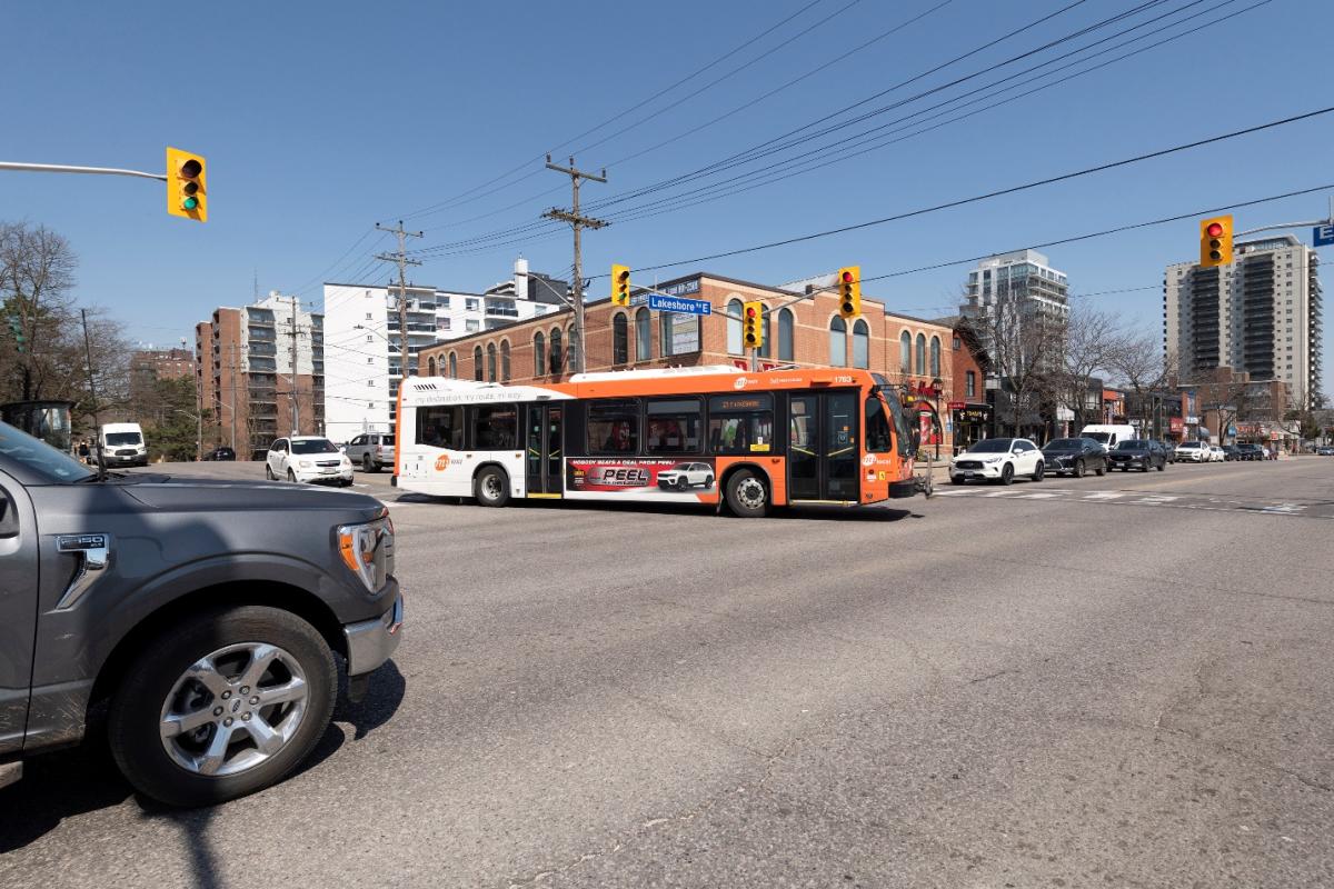 La publicité sur les autobus dans la RGT est désormais exclusive à PATTISON Affichage avec l'ajout de MiWay