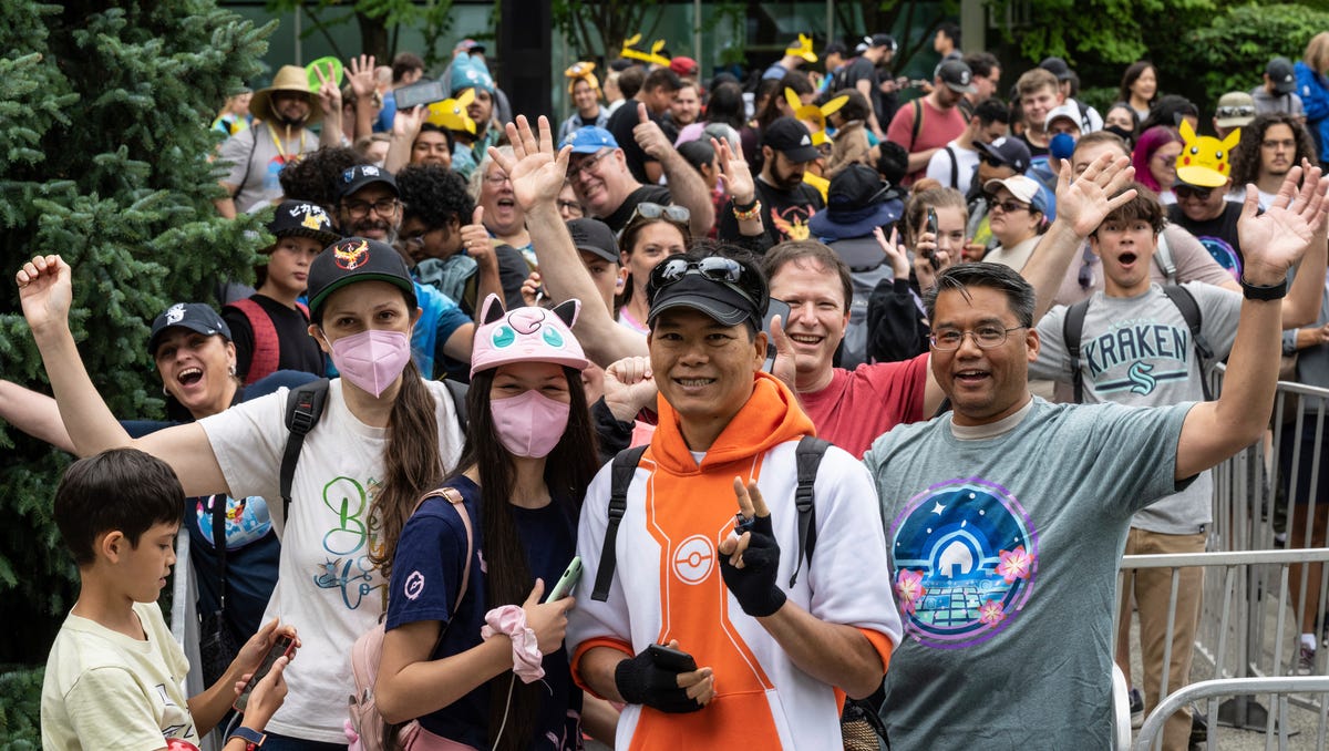 Thousands descend on New York City for Pokémon GO Fest