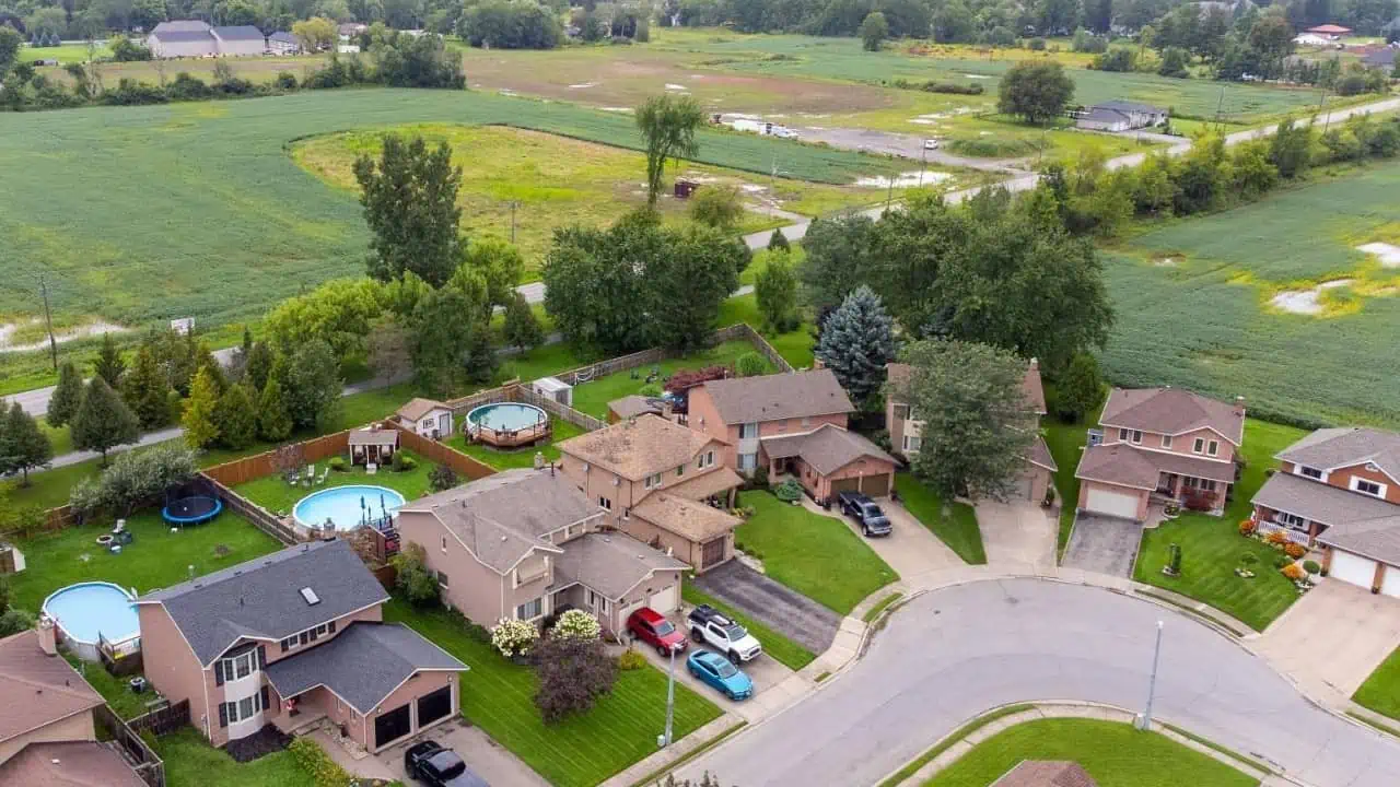 What you can get in the GTA for $1M, $2M, and $3M: Huge patio and saltwater pool with waterfall