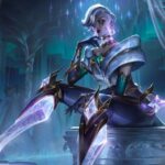 Mise à jour 13.24 de League of Legends : Tous les buffs, nerfs et changements League of Legends character Prestige Winterblessed Camille rests on an icy throne