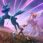 Choix entre Diamant et Perle dans Pokémon Go Tour 2024 : Recherche spéciale Sinnoh A player traveling with Origin Forme Palkia and Dialga.