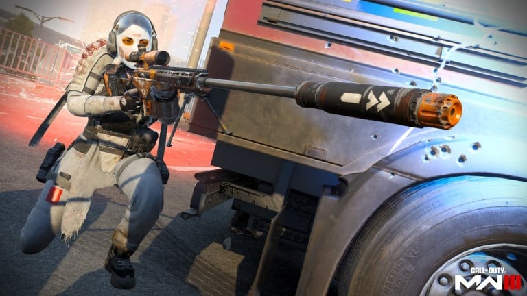 What is Phantom Overlay for MW3 and Warzone and how does it work?