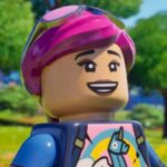 Possibilité de garder des animaux sauvages dans votre base dès la prochaine mise à jour LEGO Fortnite ! LEGO Fortnite character smiling.