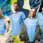 Découvrez le nouveau kit domicile de Manchester City pour la saison 2024/25 PUMA x Manchester City Unveil ‘24/’25 Home Kit with Fortnite Integration