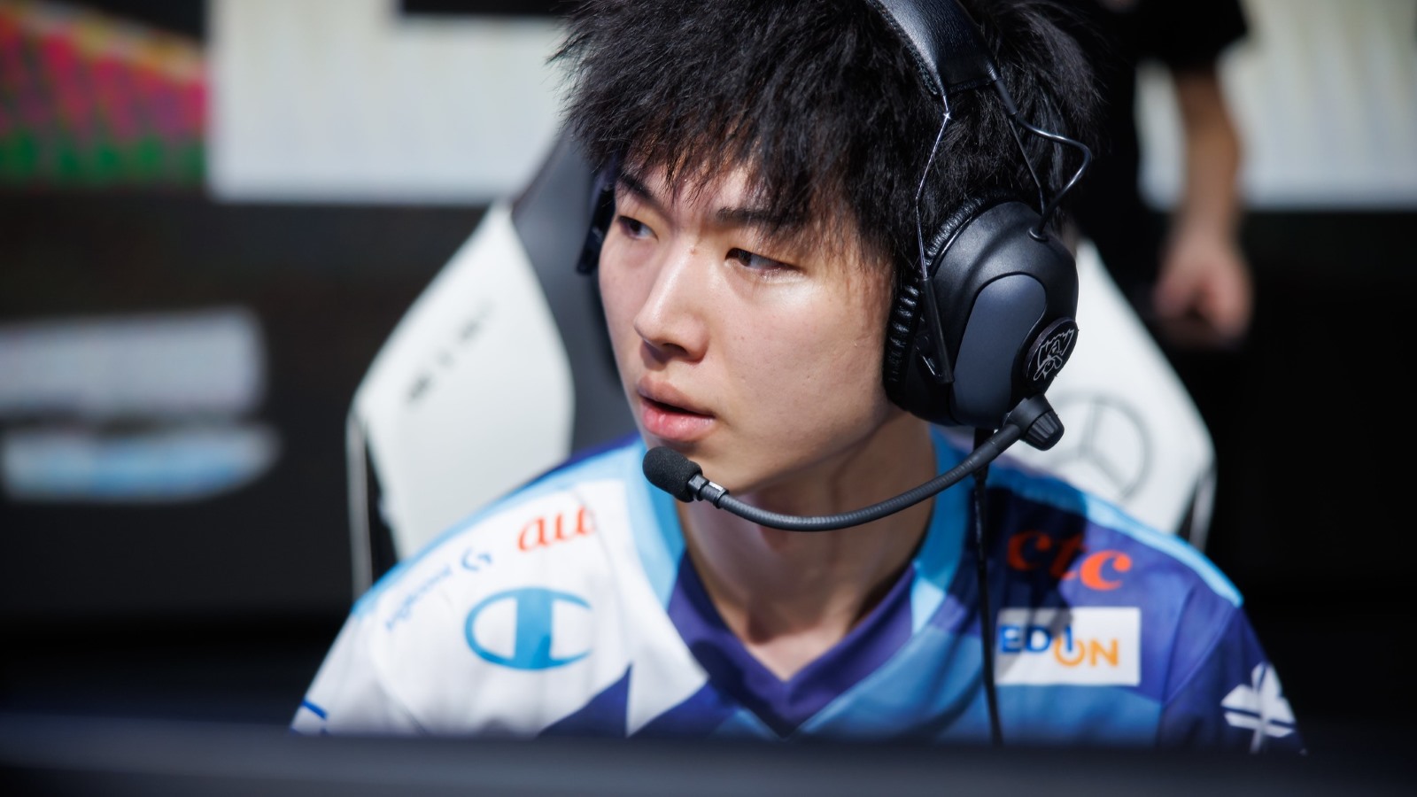 Former LoL pro arrested for murder after allegedly strangling woman to death