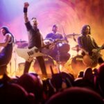 Metallica s'invite dans Fortnite pour des concerts exclusifs en juin Metallica becomes the first band to take centre stage across all of Fortnite - Music News