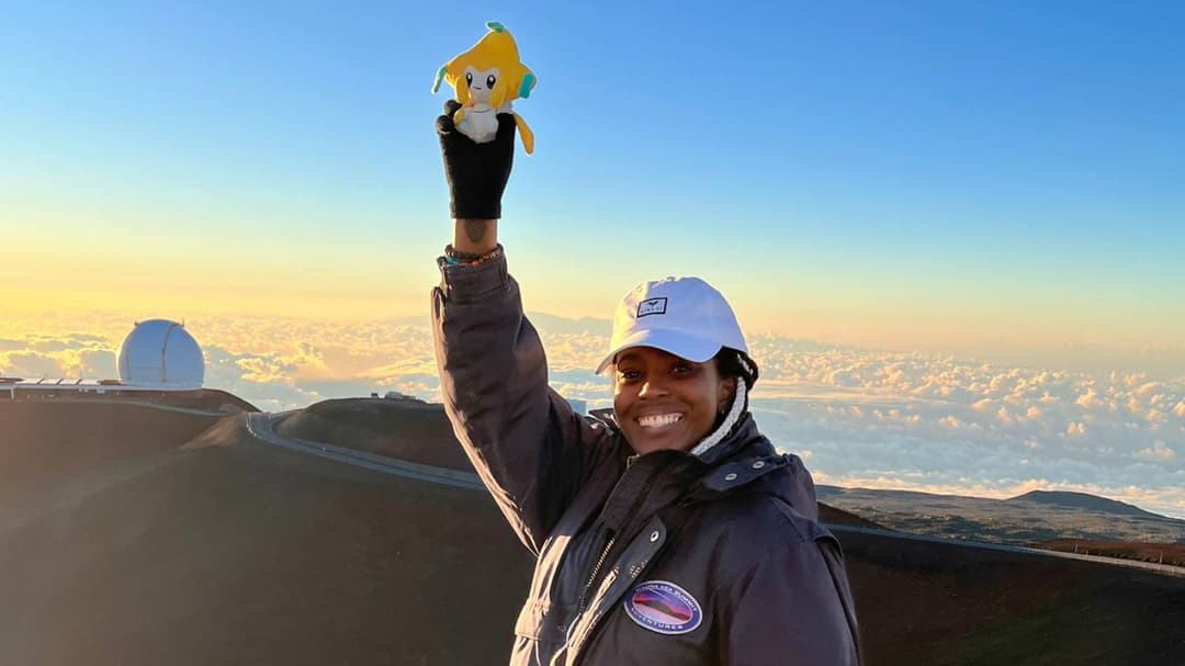 Pokemon Go player goes to extreme heights for Shiny mythical catch