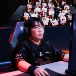 LCK : Le coach s'explique sur un choix contesté, déconcertant les fans. What the HLE? Coach Explains Decision as Bluffing Replaces Delight in LCK Win