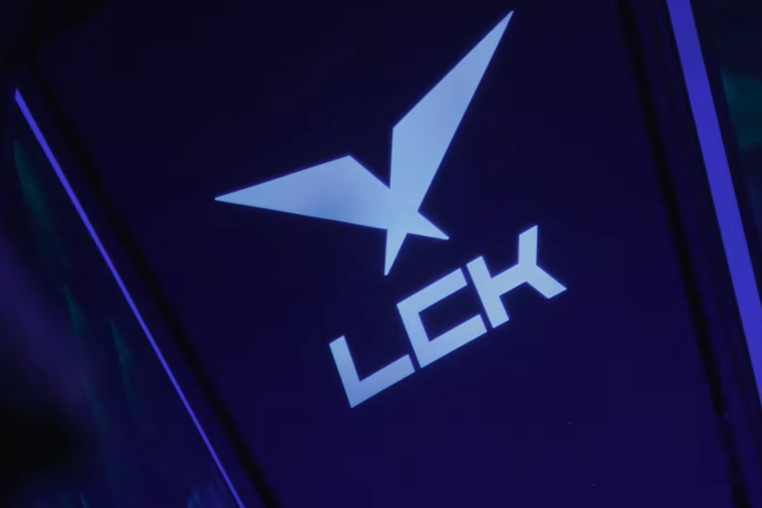 LCK's Summer regular season comes to a close this weekend, here are the final fixtures - League of Legends
